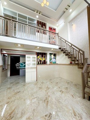 siêu phẩm duy nhất ngay trung tâm thủ đức: " căn hộ 1 trệt - 1 lửng, full nội thất rộng đến 70m2"