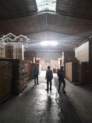 kho xưởng cho thuê bình hưng hoà , bìnhtân , gần khu công nghiệp , tân bình , diện tích 2,000m2