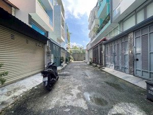 bans nhà nguyễn văn công- ngay cc hà dô. hemr xe hơi 1/ thông-65m2-2pn. alo hoàng 