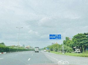 bán đất mặt phố hoàng ngân tặng nhà xưởng dòng tiền 30 triệu/tháng