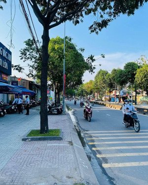 giảm 1 tỷ nhà 6,5mx22m mặt tiền lê thị riêng, p. thới an, quận 12, vị trí đẹp, giá: 11.659 tỷ