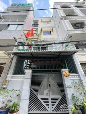 chdv 94m2 quận 10 -đường 8m xe tải thông có 14pn đang cho thuê full 672tr/năm ngay chung cư xigrand