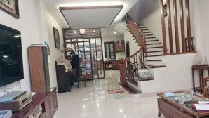 bán nhà liền kề khu đô thị văn quán 70m2 gần hồ văn quán 17 tỷ