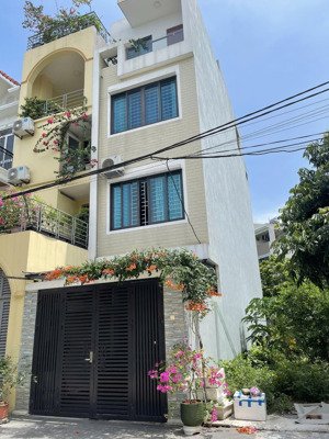 bán nhà tại đồng trì, 9,25 tỷ, 4pn, 4wc, nhà riêng đầy đủ nội thất. lh chủ nhà 