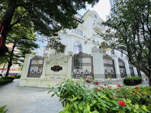 chính chủ bán biệt thự đơn lập the zei mỹ đình - lô góc - đường to vỉa hè rộng - kd, ở sướng.