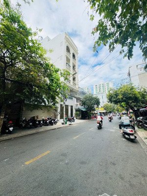 bán nhà 5x20m, 4lầu giá tốt chỉ 19.5tỷ, mt đường số 45 p.tân quy, quận 7