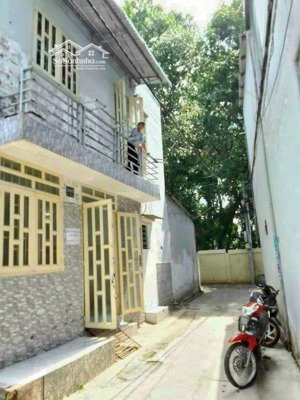 chủ cần tiền trả nợ bán gấp nhà riêng lê hồng phong, phú thọ, thủ dầu một giá chỉ từ 1.45 tỷ