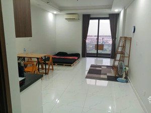 cho thuê căn hộ studio 40m2 có nội thất 4,5tr/ tháng (đã có máy lạnh)
