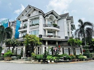 hàng hiếm góc 2 mặt tiền nguyễn bá huân - xuân thủy - dt 13x15m - xd: hầm 6 tầng - giá: 53 tỷ tl