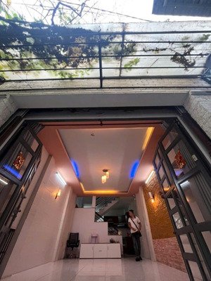 bán nhà giá rẻ - q.7 gần mặt tiền đường số - chỉ 2 tỷ 3xx