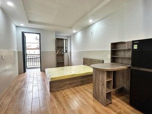cho thuê studio ban công quận 10 mới 100% gần vạn hạnh mall, đại học bách khoa, nhà thi đấu phú thọ