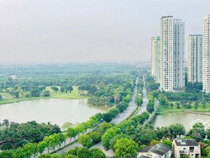 cần bán căn 2 ngủ toà b westbay view hồ, sân golf giá 2.88 tỷ bao phí