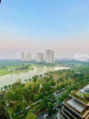 cần bán căn 2 ngủ r2 onsen hướng đông nam giá 5.35 tỷ bao phí tầng đẹp view hồ