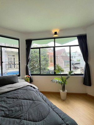 căn hộ mini đẹp như hình full nội thất ban công tân bình gần etown