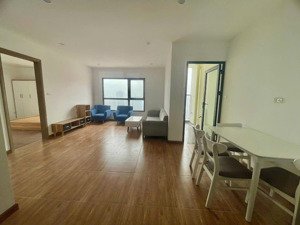 rẻ nhất samsora vạn phúc hà đông, căn góc 70m 2n2vs, nhà vuông, giá chỉ 4ty5. lhe 