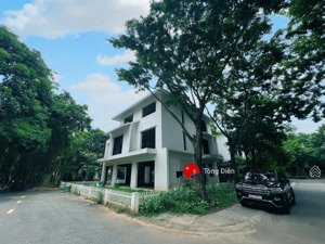 tống diễn . bán biệt thự đơn lập view hồ, 3 mặt tiền, 4 mặt thoáng