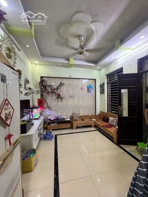 a tùng chính chủ bán nhà 5 tầng văn quán, hà đông, 37m², gần ô tô, giá hơn 6 tỷ