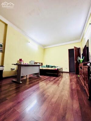 Bán nhà riêng đường Ngọc Hà, Ba Đình, 6 tầng thang máy, nhà đẹp ở luôn