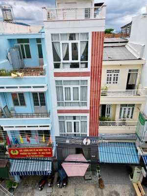 nhà đẹp 5 tầng mặt tiền phan đình phùng cách bãi biển 400m, gần chợ đầm, trung tâm tp nha trang