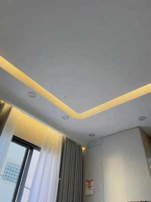 bán gấp nhà ngô quyền, hà đông, lô góc, 5 tầng, xây mới, tặng nội thất, nhỉnh 9 tỷ