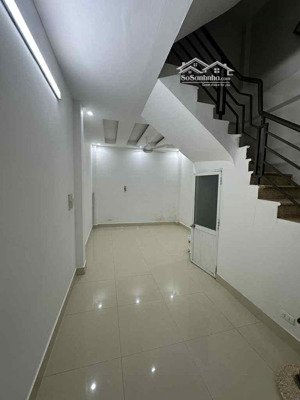 chính chủ anh xuân sang bán nhà thanh xuân 34m2 5 tầng 6 ngủ chỉ 6tỷ, 500m ra royal và ngã tư sở