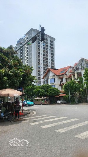 chủ sang lào làm ăn nên giảm giá bán nhà riêng 5 tầng 30m2 mới koong ngõ 3 gác tránh chỉ 6 tỷ 450