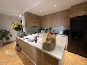 chính chủ tôi bán căn hộ bộ kh và đầu tư phố đông quan, cầu giấy, căn góc 3 phòng ngủ