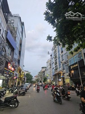 mặt phố khương thượng đông đa,nhà phân lô rành cho các giảng viên đại học thuỷ lợi 6t thang máy