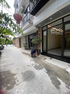 bán nhà đường ngô thì sỹ, vạn phúc, hà đông, 9,8 tỷ, ô tô đỗ cửa, sát galaxy.