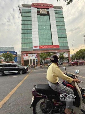 bán tòa nhà góc 2 mặt tiền đường nguyễn xí. dt 128m2 (8x16m), 7 tầng, tn 60tr/th. giá 20 tỷ tl