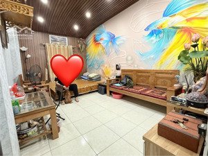 cần bán căn hộ tập thể tầng 2 tại võ thị sáu, thanh nhàn quận hai bà trưng. dt 80m2 2pn giá 4.25tỷ