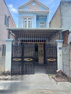 bán nhà bình hòa 4 thuận an bình dương lh: 