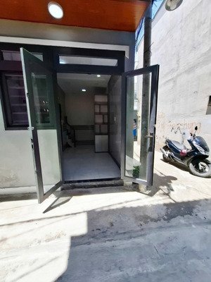 nhà mới 2 phòng ngủ ngay tô ngọc vân, gần chung cư picity, quận 12 giáp gò vấp. giá 838tr còn bớt