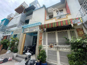 hxh phan đăng lưu - sát q1 - 55m2 - 4pn - ô tô tới nhà - 3 tầng nhỉnh 7 tỷ