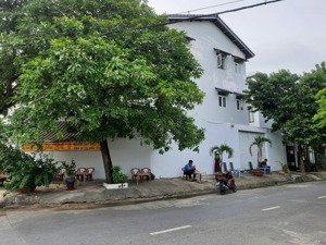 cần bán gấp biệt thự trong khu biệt thự thạnh xuân