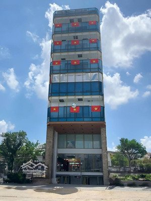 bán toà nhà mặt tiền phổ quang, q. tân bình, giá cực sốc, rẻ nhất thị trường!