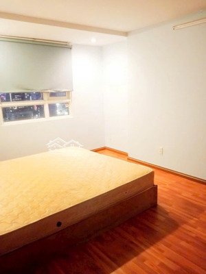 cần bán gấp chung cư h1, 198 hoàng diệu, phường 9, quận 4, diện tích 70m2