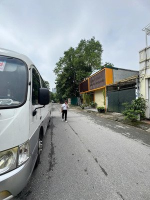 bán căn bt nhà vườn ngọc thuỵ, gần trường quốc tế việt pháp