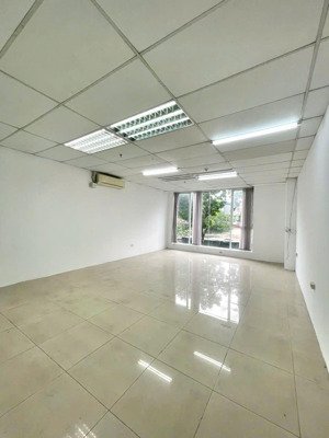 cho thuê văn phòng tại dịch vọng,cầu giấy,hà nội giá 15tr5-dt 72m2