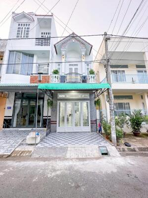 Nhà Trệt Lầu Đường 26 KDC Thới Nhựt 1 - Cách Chợ & Công Viên 30m, P.Tân An, TP.Cần Thơ