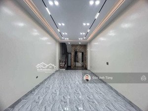 siêu phẩm long biên hiếm có vài bước ra phố 6 tầng thang máy full đồ