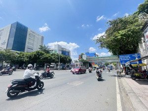 hiếm!! 55 m2 nơ trang long đường xe tải mua dất tặng nhà c4 xây mới tự xây theo ý