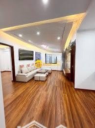 cho thuê nhà mặt phố đỗ quang 60m2 x4t thông sàn