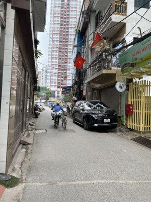 nhà đẹp ngõ giáp bát vị trí vàng giữa lòng hoàng mai, giá chỉ 13.98 tỷ