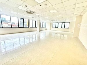 chính chủ cho thuê văn phòng ngay tòa toyota trường chinh, dt đa dạng 90m2, 150m2, 300m2
