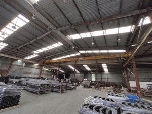 cho thuê nhà xưởng sản xuất gần đường tránh võ nguyên giáp phước tân gần 3000m2. giá rẻ chỉ 75triệu