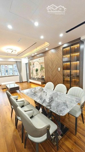 bán chung cư d5a trần thái tông, dịch vọng, cầu giấy, hà nội, 125m2, giá thỏa thuận siêu hot