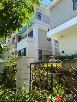 bán siêu phẩm biệt thự vườn đào - view vườn hoa - có thang máy - gần lotte - 110m2 - mt 7m - 52 tỷ