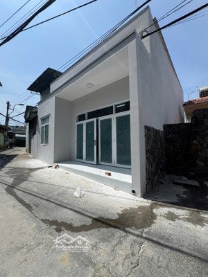 bán nhà cho ai có tài chính dưới 3 tỷ 84,5 m2 ngang 7m, đường 5m thông giá 2.880 tỷ bắc n.trang