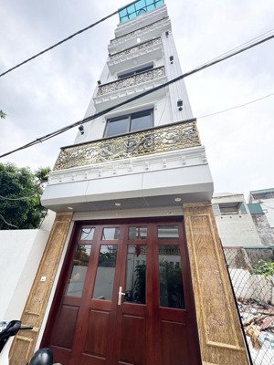 bán nhà dân xây khu nhà ở kđt cộng đồng cổ nhuế 2 thang máy lô góc kinh doanh 15.7 tỷ. 